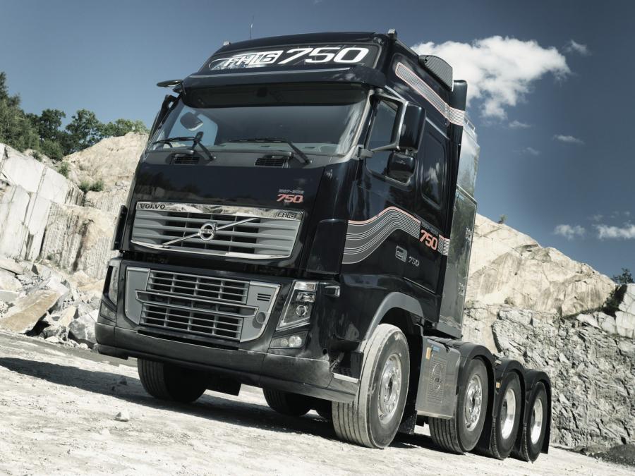  Volvo FH16 750 8x4 2011 года  (фото 11 из 12)